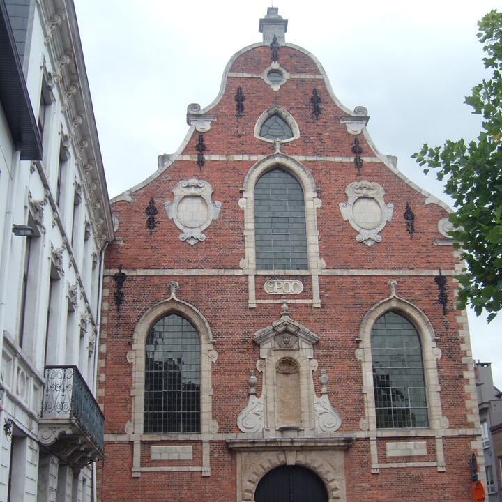 Voormalige Kapucijnenkloosterkerk, nu protestantse kerk.